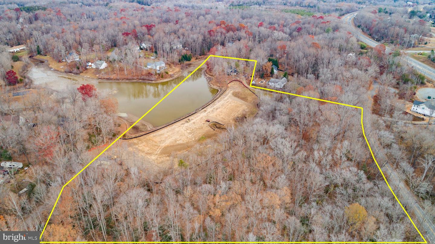 7905 E ROBERT E LEE CT, SPOTSYLVANIA, Virginia 22551, 5 Bedrooms Bedrooms, ,4 BathroomsBathrooms,Residential,For sale,7905 E ROBERT E LEE CT,VASP2037802 MLS # VASP2037802