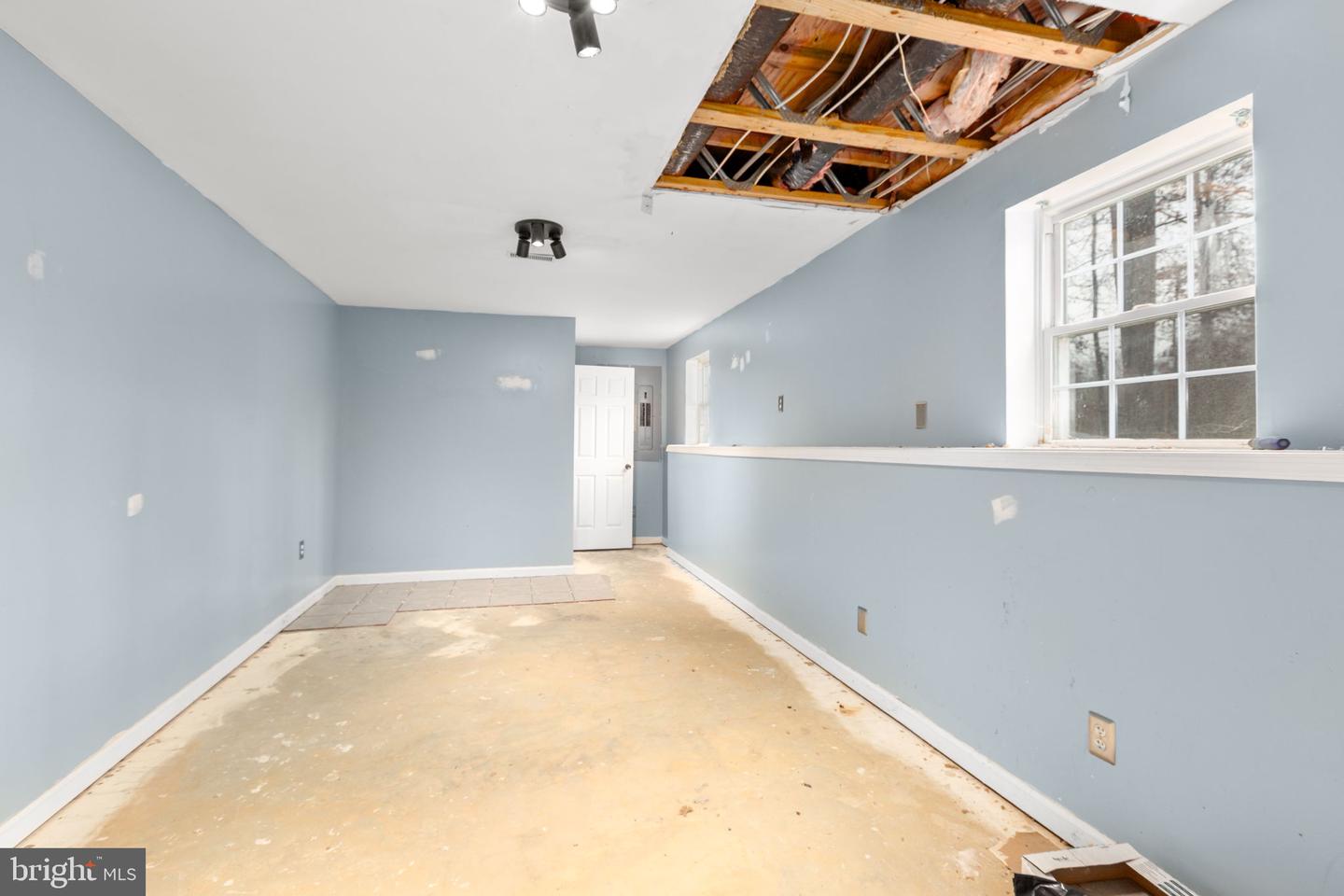 7905 E ROBERT E LEE CT, SPOTSYLVANIA, Virginia 22551, 5 Bedrooms Bedrooms, ,4 BathroomsBathrooms,Residential,For sale,7905 E ROBERT E LEE CT,VASP2037802 MLS # VASP2037802