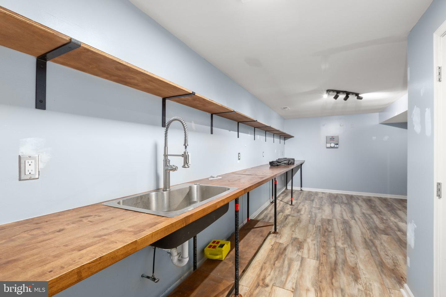 7905 E ROBERT E LEE CT, SPOTSYLVANIA, Virginia 22551, 5 Bedrooms Bedrooms, ,4 BathroomsBathrooms,Residential,For sale,7905 E ROBERT E LEE CT,VASP2037802 MLS # VASP2037802