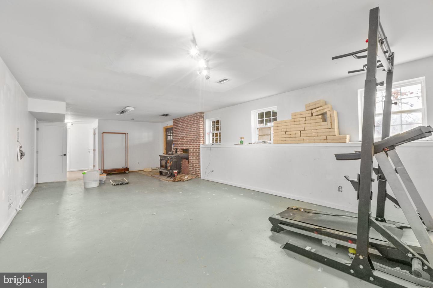 7905 E ROBERT E LEE CT, SPOTSYLVANIA, Virginia 22551, 5 Bedrooms Bedrooms, ,4 BathroomsBathrooms,Residential,For sale,7905 E ROBERT E LEE CT,VASP2037802 MLS # VASP2037802