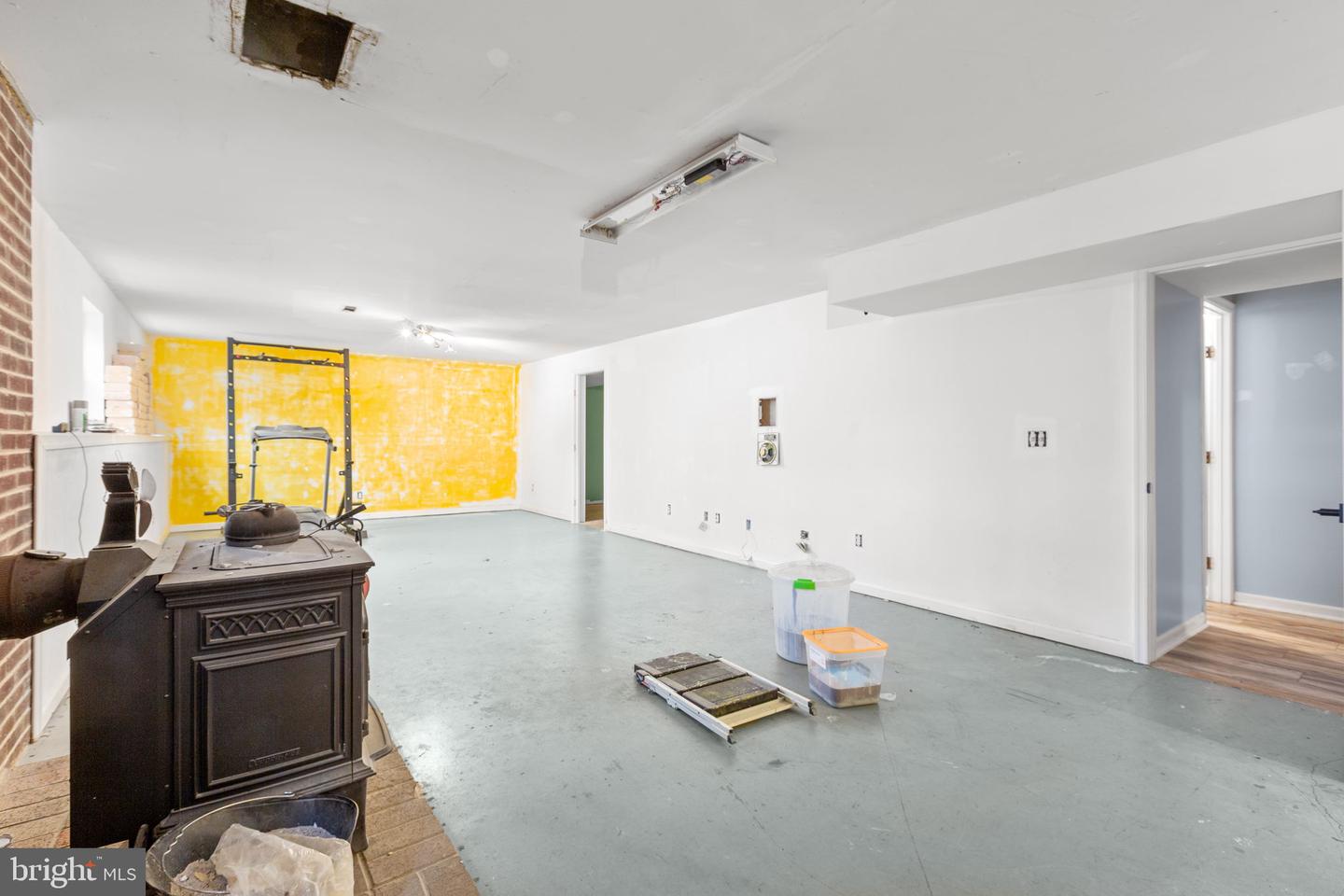 7905 E ROBERT E LEE CT, SPOTSYLVANIA, Virginia 22551, 5 Bedrooms Bedrooms, ,4 BathroomsBathrooms,Residential,For sale,7905 E ROBERT E LEE CT,VASP2037802 MLS # VASP2037802