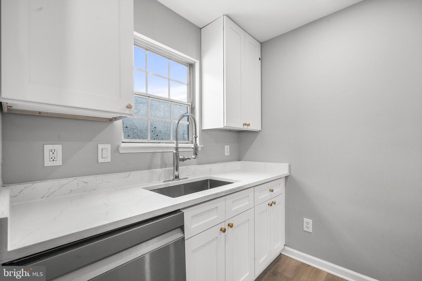 13512 APPLE BARREL CT, HERNDON, Virginia 20171, 3 Bedrooms Bedrooms, ,2 BathroomsBathrooms,Residential,For sale,13512 APPLE BARREL CT,VAFX2280356 MLS # VAFX2280356