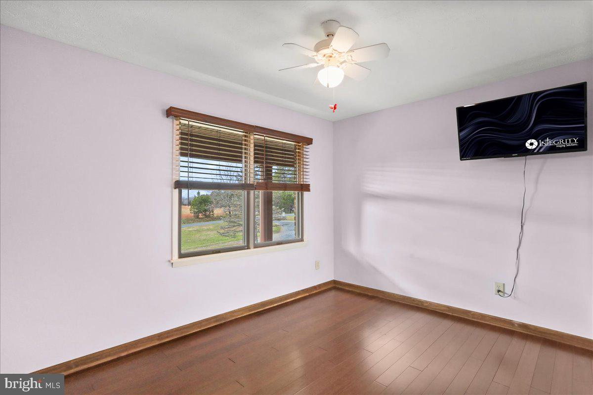 1716 RIDGEWAY RD, FRONT ROYAL, Virginia 22630, 4 Bedrooms Bedrooms, ,3 BathroomsBathrooms,Residential,For sale,1716 RIDGEWAY RD,VAWR2012838 MLS # VAWR2012838