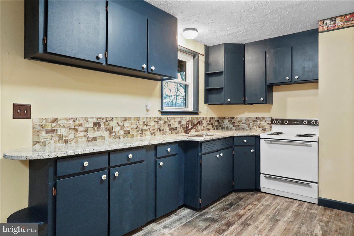 1716 RIDGEWAY RD, FRONT ROYAL, Virginia 22630, 4 Bedrooms Bedrooms, ,3 BathroomsBathrooms,Residential,For sale,1716 RIDGEWAY RD,VAWR2012838 MLS # VAWR2012838