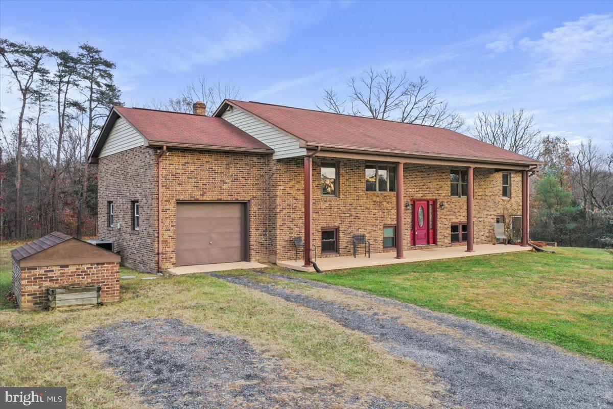 1716 RIDGEWAY RD, FRONT ROYAL, Virginia 22630, 4 Bedrooms Bedrooms, ,3 BathroomsBathrooms,Residential,For sale,1716 RIDGEWAY RD,VAWR2012838 MLS # VAWR2012838