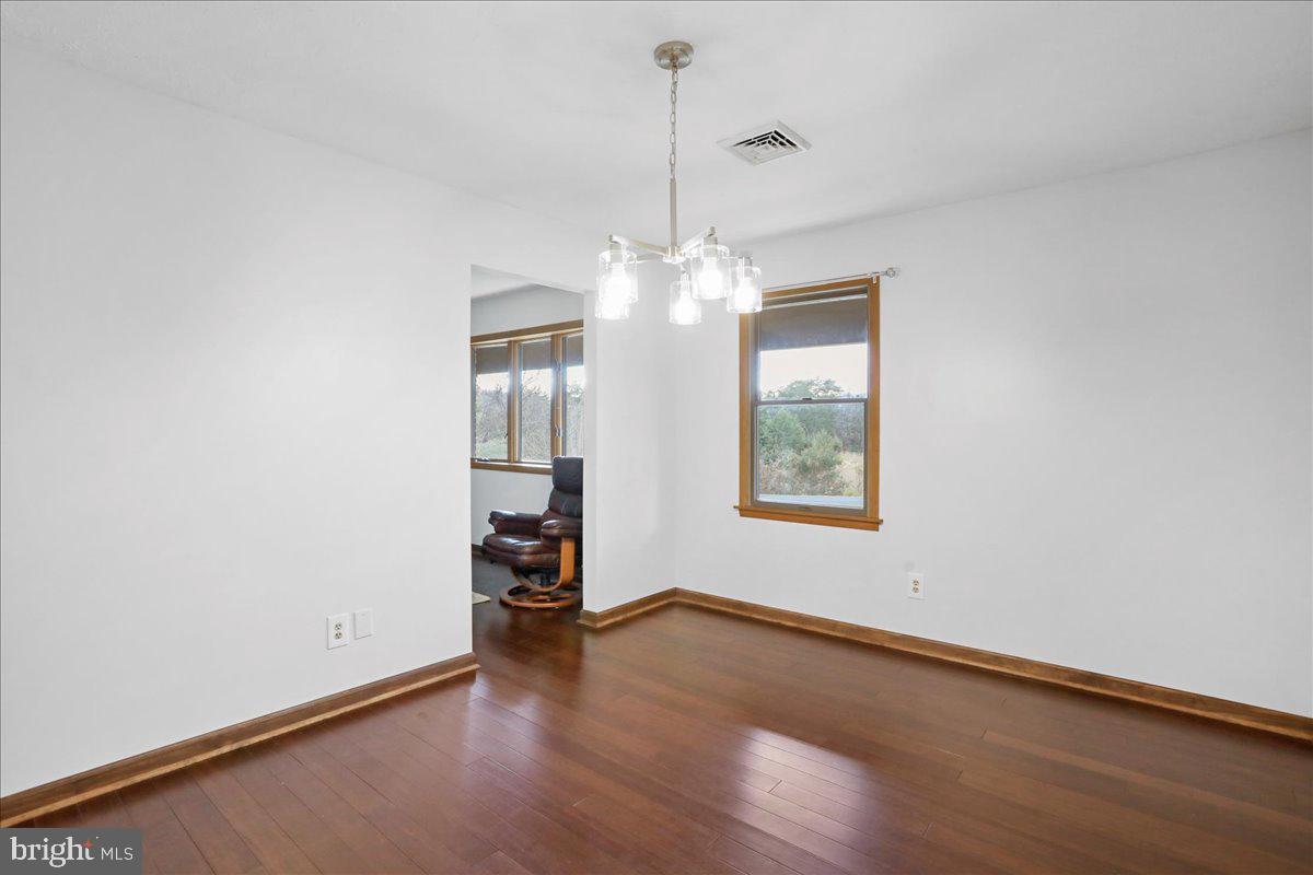 1716 RIDGEWAY RD, FRONT ROYAL, Virginia 22630, 4 Bedrooms Bedrooms, ,3 BathroomsBathrooms,Residential,For sale,1716 RIDGEWAY RD,VAWR2012838 MLS # VAWR2012838