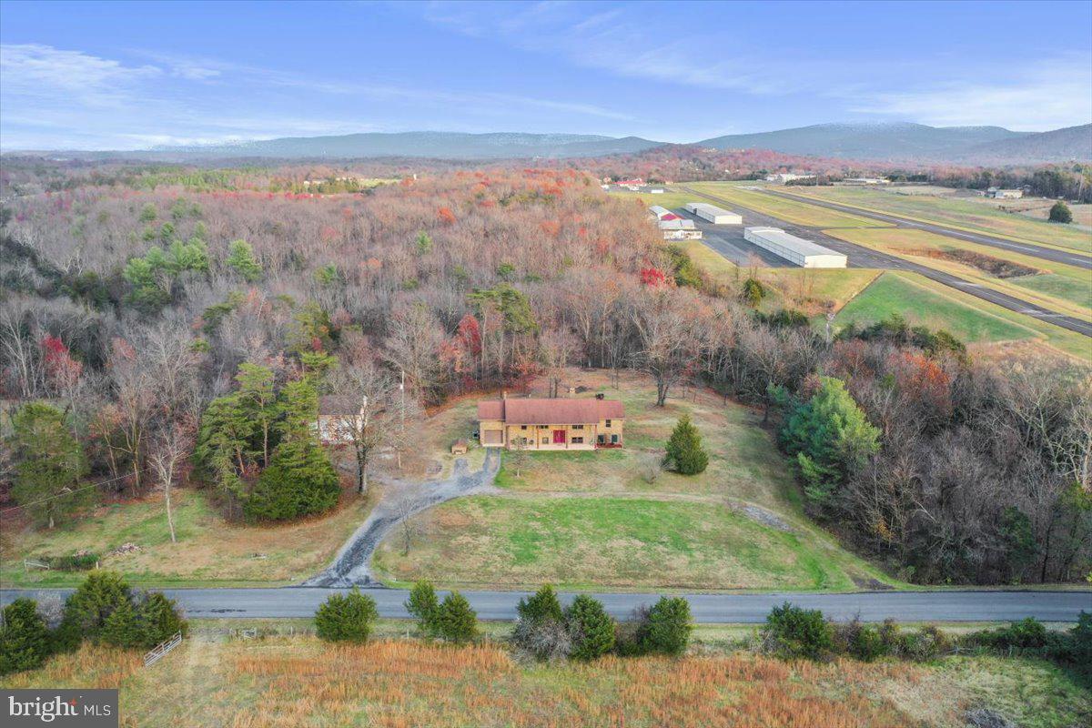 1716 RIDGEWAY RD, FRONT ROYAL, Virginia 22630, 4 Bedrooms Bedrooms, ,3 BathroomsBathrooms,Residential,For sale,1716 RIDGEWAY RD,VAWR2012838 MLS # VAWR2012838