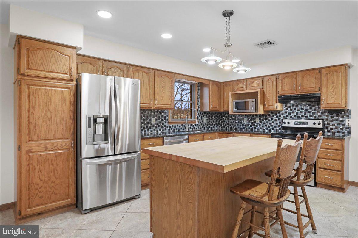 1716 RIDGEWAY RD, FRONT ROYAL, Virginia 22630, 4 Bedrooms Bedrooms, ,3 BathroomsBathrooms,Residential,For sale,1716 RIDGEWAY RD,VAWR2012838 MLS # VAWR2012838