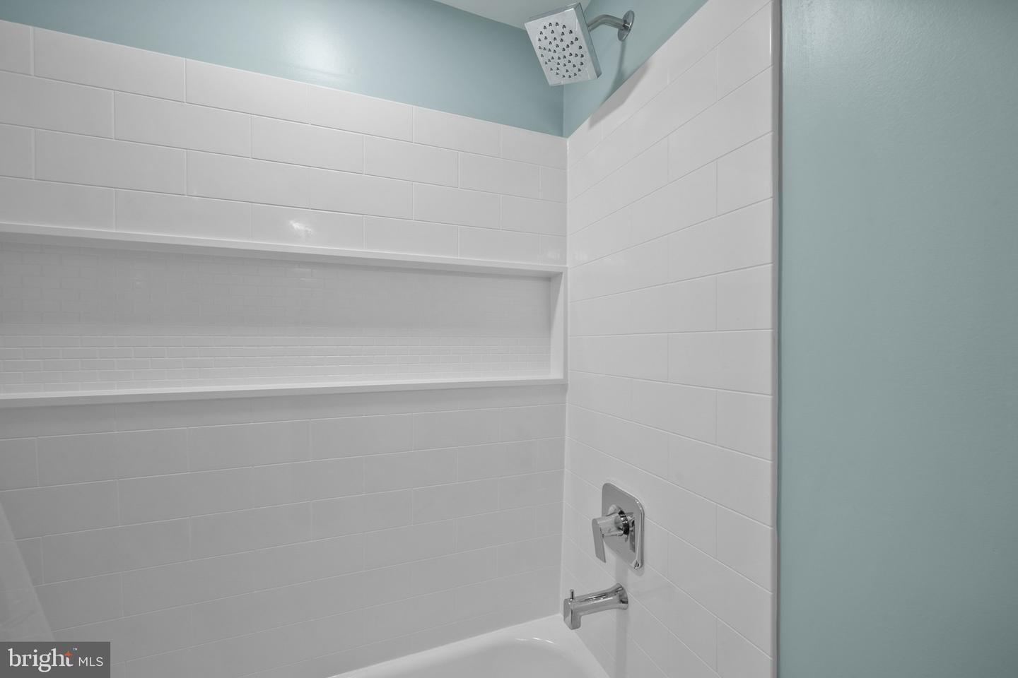 220 E COLONIAL HWY, HAMILTON, Virginia 20158, 3 Bedrooms Bedrooms, ,3 BathroomsBathrooms,Residential,For sale,220 E COLONIAL HWY,VALO2111678 MLS # VALO2111678