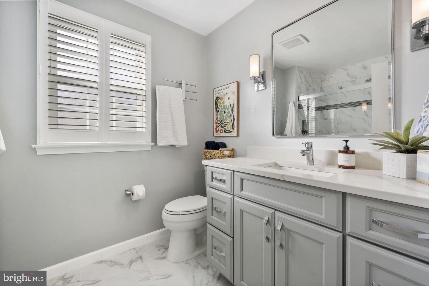 48 MCPHERSON CIR, STERLING, Virginia 20165, 4 Bedrooms Bedrooms, 12 Rooms Rooms,3 BathroomsBathrooms,Residential,For sale,48 MCPHERSON CIR,VALO2111692 MLS # VALO2111692