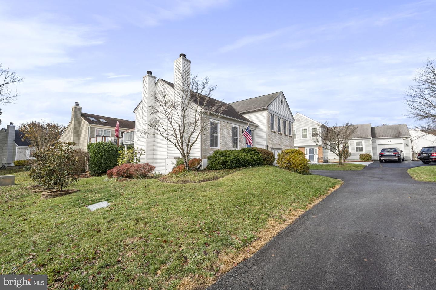 48 MCPHERSON CIR, STERLING, Virginia 20165, 4 Bedrooms Bedrooms, 12 Rooms Rooms,3 BathroomsBathrooms,Residential,For sale,48 MCPHERSON CIR,VALO2111692 MLS # VALO2111692