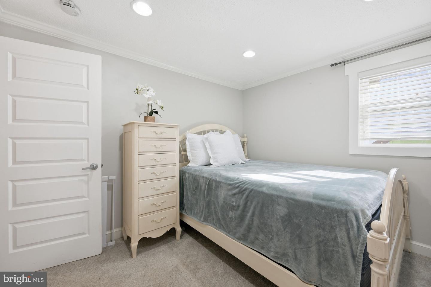 2022 S MONROE ST S, ARLINGTON, Virginia 22204, 4 Bedrooms Bedrooms, ,3 BathroomsBathrooms,Residential,For sale,2022 S MONROE ST S,VAAR2066448 MLS # VAAR2066448 2022 S MONROE ST S, ARLINGTON, Virginia 22204, 4 Bedrooms Bedrooms, ,3 BathroomsBathrooms,Residential,For sale,2022 S MONROE ST S,VAAR2066448 MLS # VAAR2066448