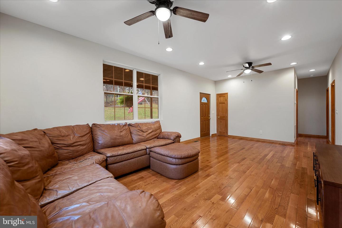 1872 DRUMMER HILL RD, FRONT ROYAL, Virginia 22630, 3 Bedrooms Bedrooms, ,3 BathroomsBathrooms,Residential,For sale,1872 DRUMMER HILL RD,VAWR2012856 MLS # VAWR2012856 1872 DRUMMER HILL RD, FRONT ROYAL, Virginia 22630, 3 Bedrooms Bedrooms, ,3 BathroomsBathrooms,Residential,For sale,1872 DRUMMER HILL RD,VAWR2012856 MLS # VAWR2012856