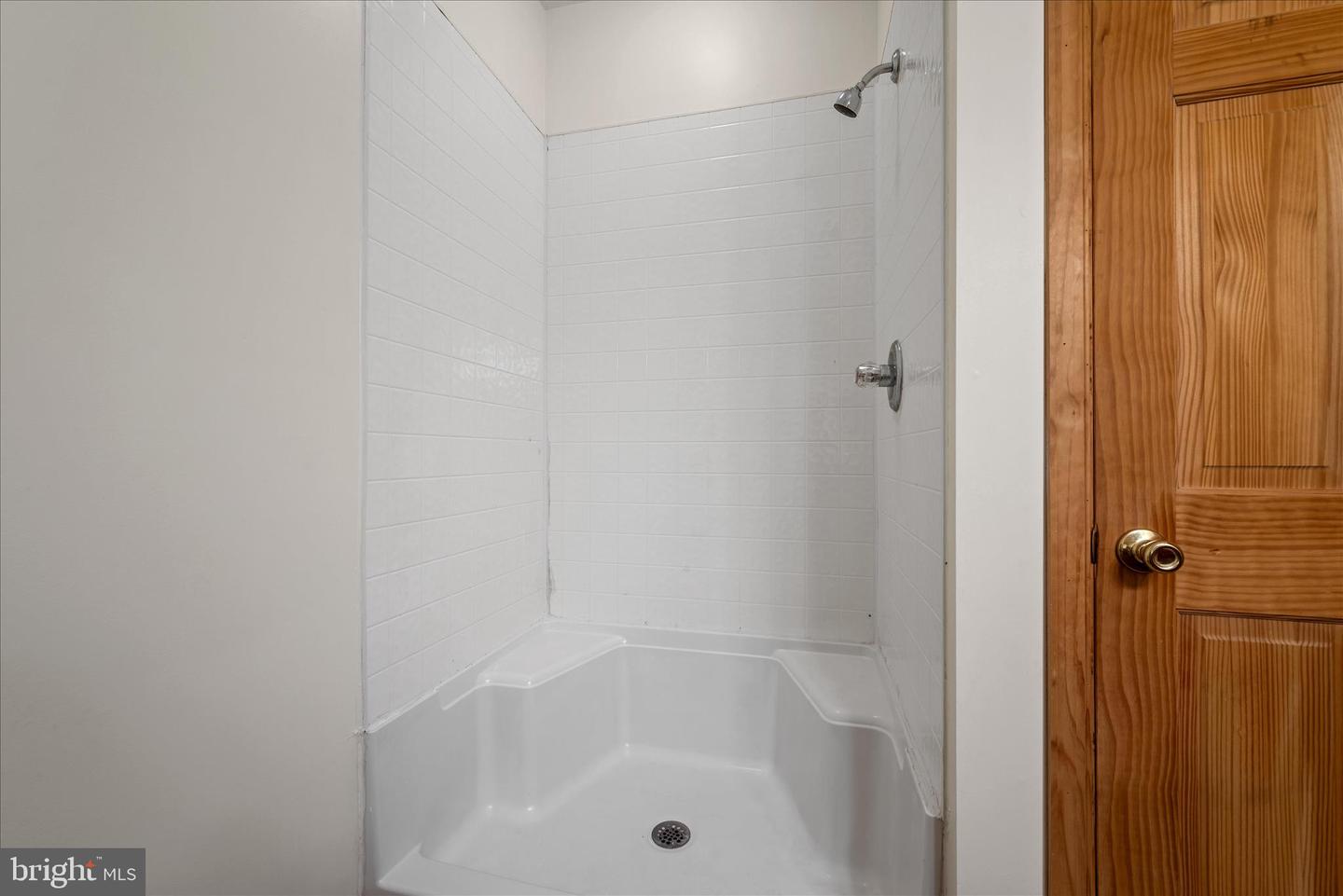 1872 DRUMMER HILL RD, FRONT ROYAL, Virginia 22630, 3 Bedrooms Bedrooms, ,3 BathroomsBathrooms,Residential,For sale,1872 DRUMMER HILL RD,VAWR2012856 MLS # VAWR2012856 1872 DRUMMER HILL RD, FRONT ROYAL, Virginia 22630, 3 Bedrooms Bedrooms, ,3 BathroomsBathrooms,Residential,For sale,1872 DRUMMER HILL RD,VAWR2012856 MLS # VAWR2012856