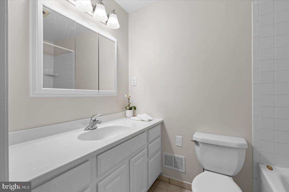 38577 GOOSE CREEK LN, LEESBURG, Virginia 20175, 3 Bedrooms Bedrooms, ,3 BathroomsBathrooms,Residential,For sale,38577 GOOSE CREEK LN,VALO2090706 MLS # VALO2090706