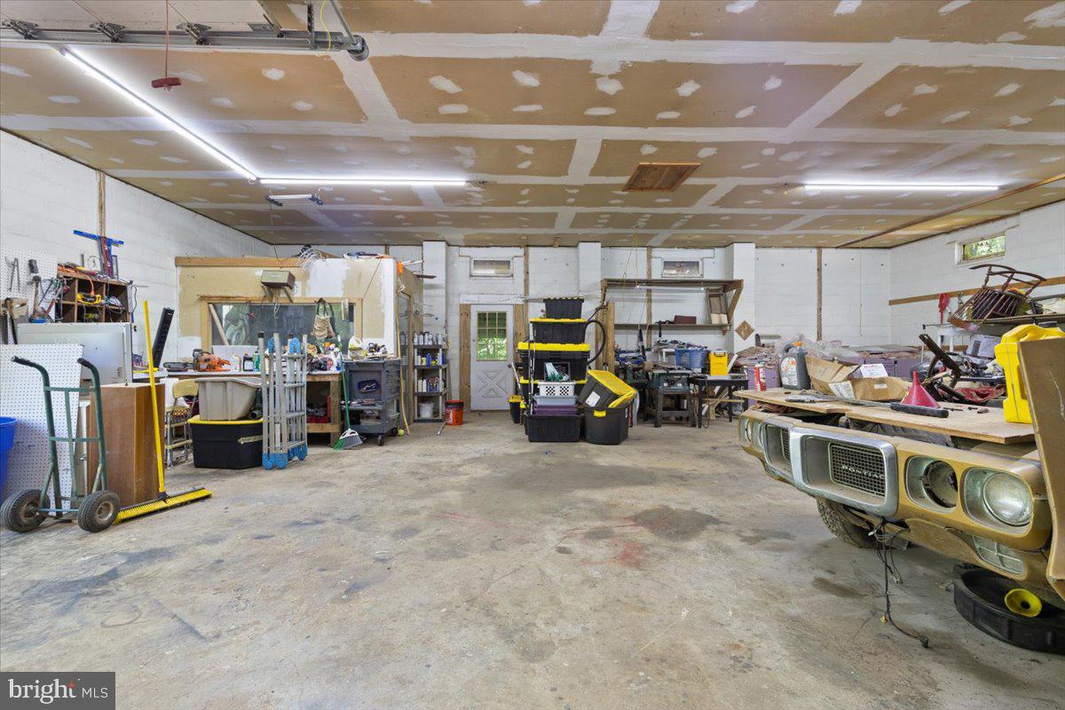 38577 GOOSE CREEK LN, LEESBURG, Virginia 20175, 3 Bedrooms Bedrooms, ,3 BathroomsBathrooms,Residential,For sale,38577 GOOSE CREEK LN,VALO2090706 MLS # VALO2090706