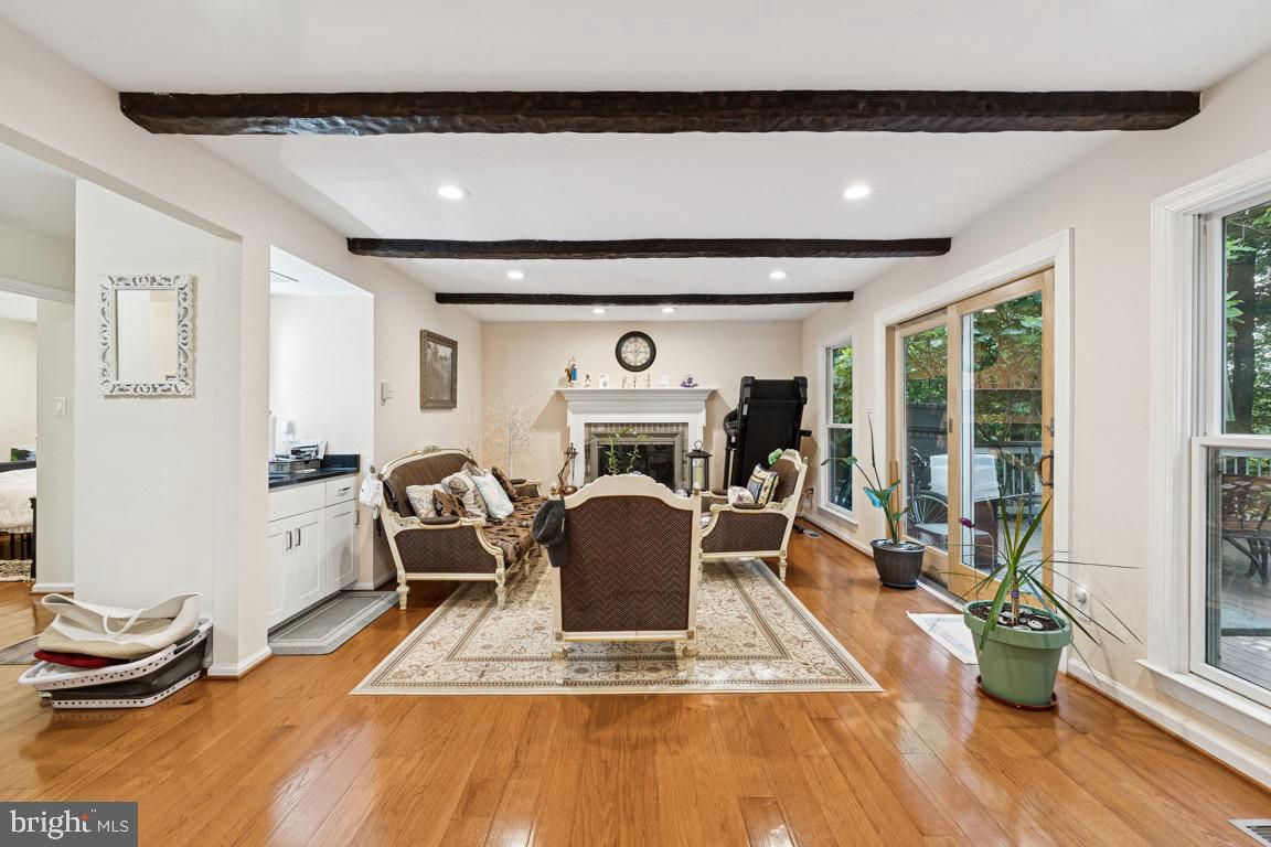 6625 WEATHEFORD CT, MCLEAN, Virginia 22101, 6 Bedrooms Bedrooms, ,4 BathroomsBathrooms,Residential,For sale,6625 WEATHEFORD CT,VAFX2245070 MLS # VAFX2245070