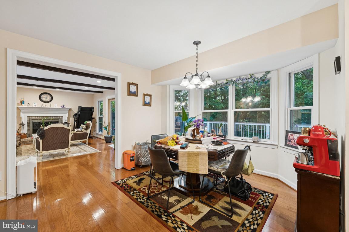 6625 WEATHEFORD CT, MCLEAN, Virginia 22101, 6 Bedrooms Bedrooms, ,4 BathroomsBathrooms,Residential,For sale,6625 WEATHEFORD CT,VAFX2245070 MLS # VAFX2245070