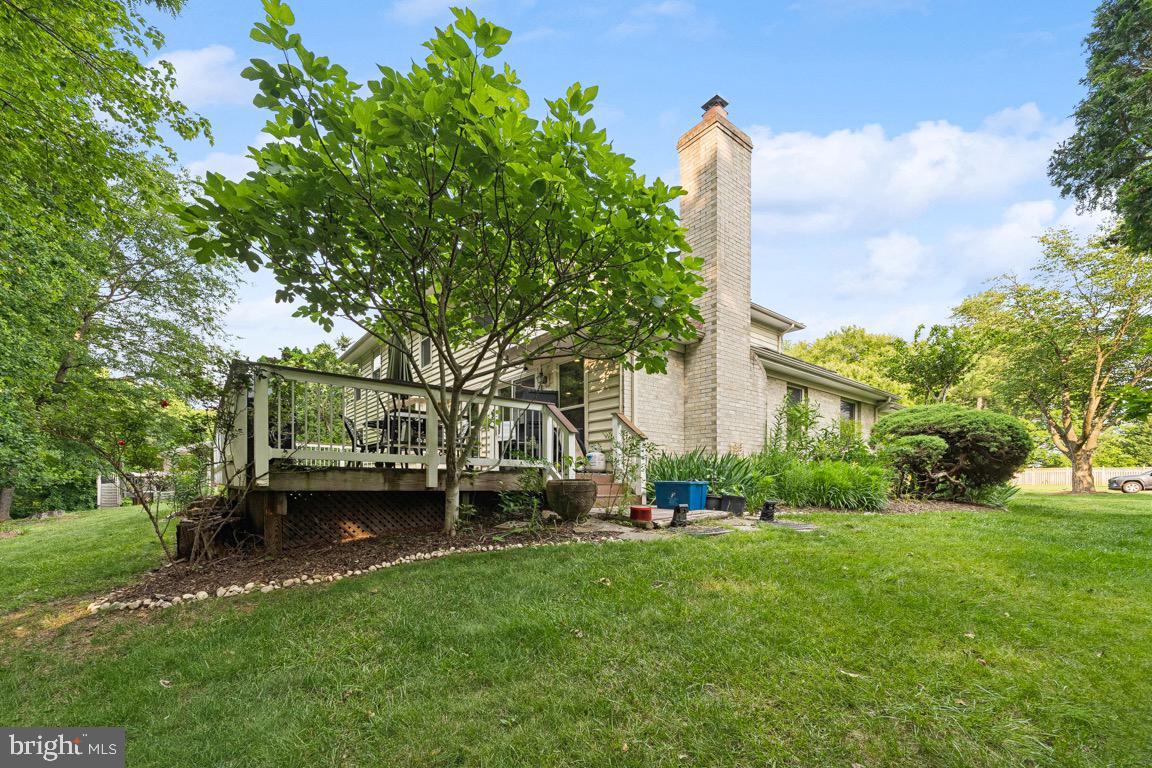 6625 WEATHEFORD CT, MCLEAN, Virginia 22101, 6 Bedrooms Bedrooms, ,4 BathroomsBathrooms,Residential,For sale,6625 WEATHEFORD CT,VAFX2245070 MLS # VAFX2245070