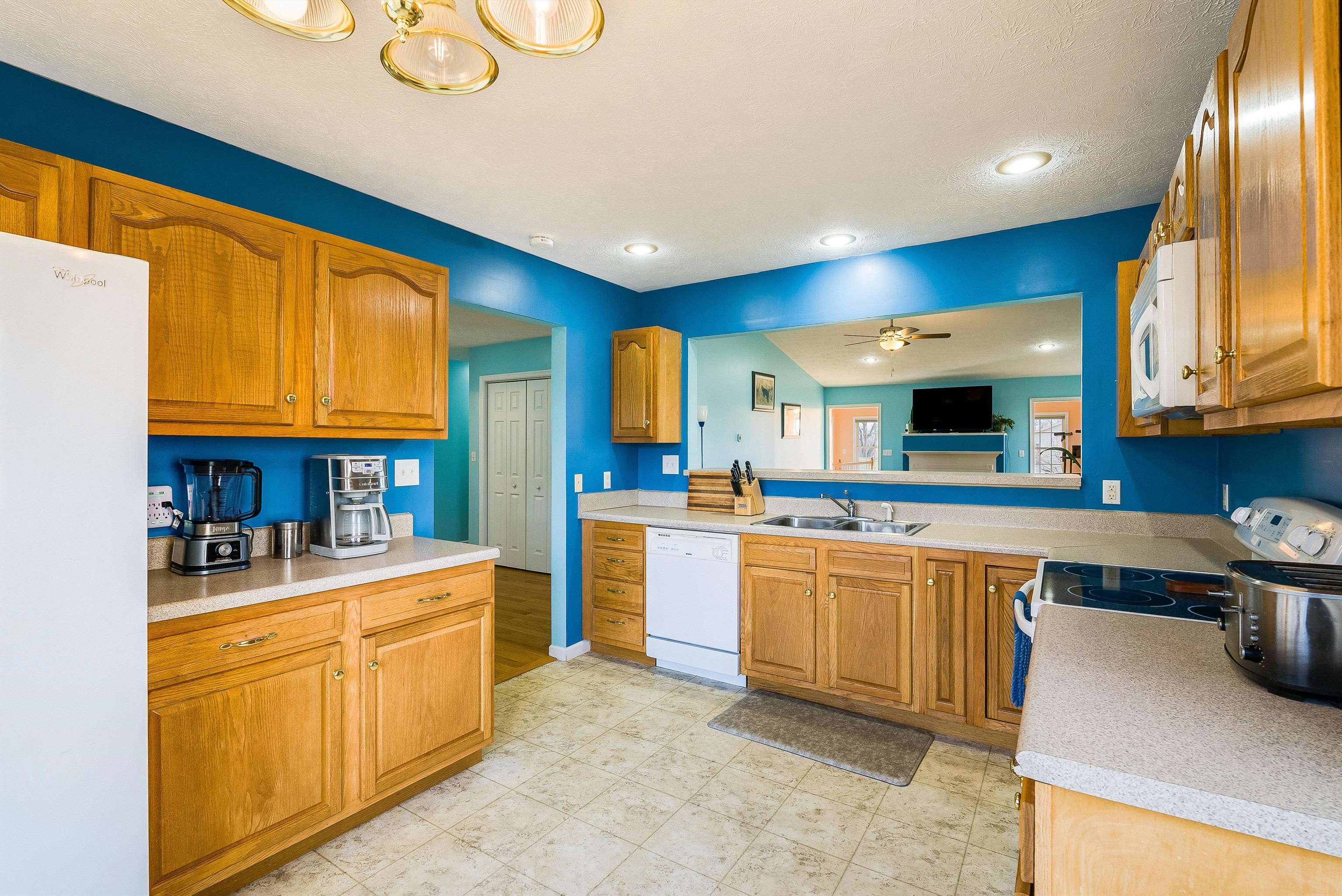 425 S JACKSON AVE, WAYNESBORO, Virginia 22980, 3 Bedrooms Bedrooms, ,2 BathroomsBathrooms,Residential,425 S JACKSON AVE,671478 MLS # 671478