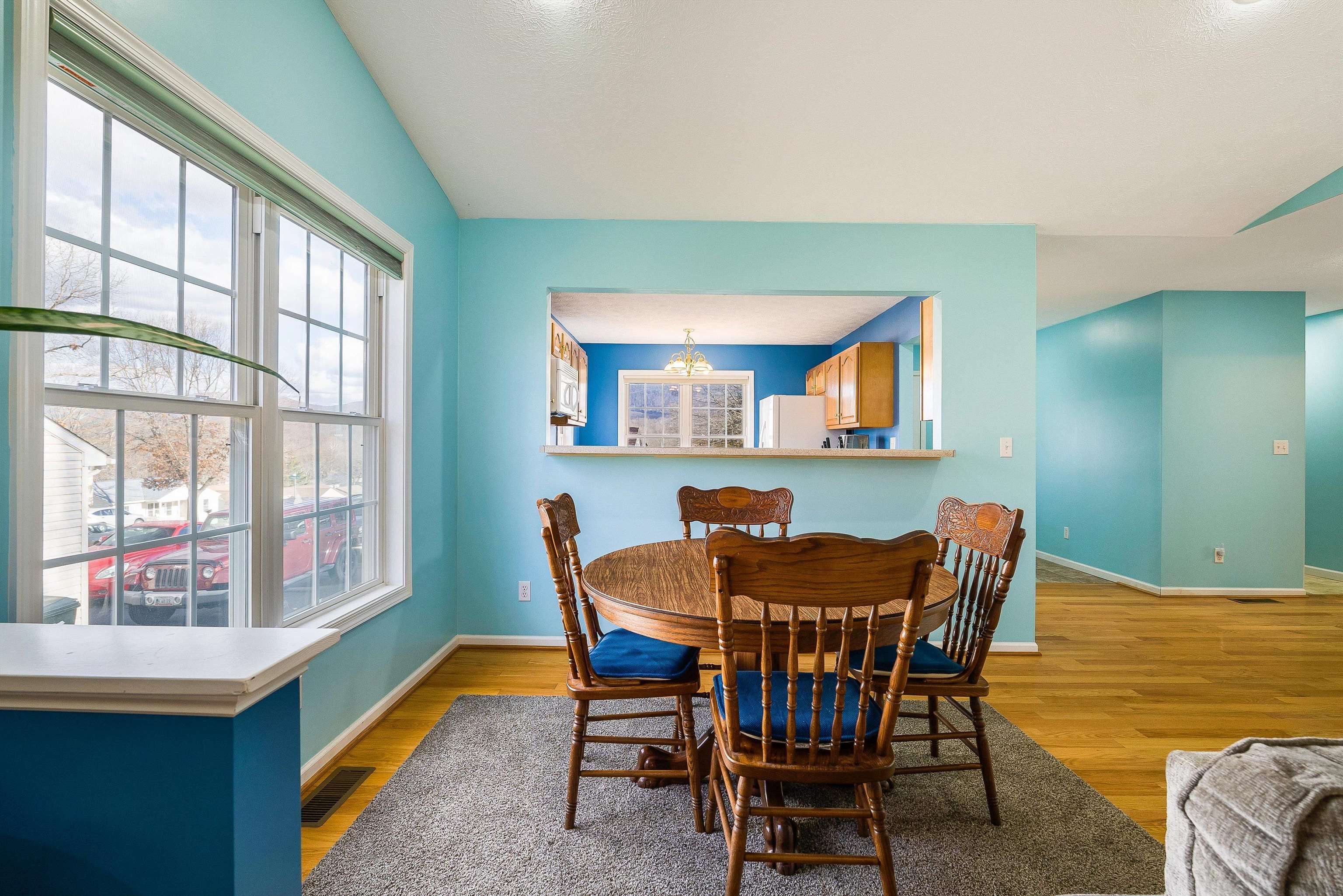 425 S JACKSON AVE, WAYNESBORO, Virginia 22980, 3 Bedrooms Bedrooms, ,2 BathroomsBathrooms,Residential,425 S JACKSON AVE,671478 MLS # 671478