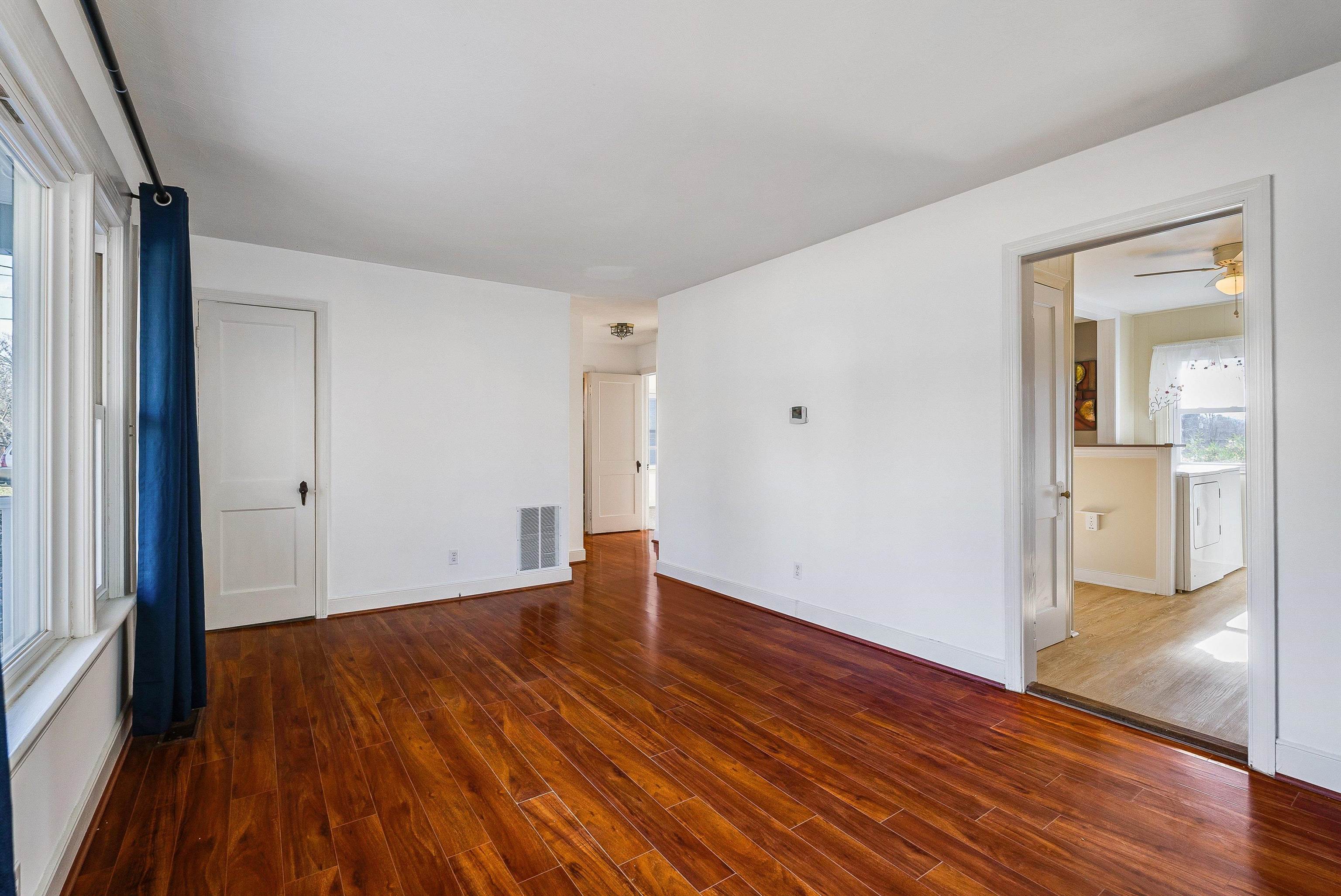 2224 MT VERNON ST, WAYNESBORO, Virginia 22980, 3 Bedrooms Bedrooms, ,1 BathroomBathrooms,Residential,2224 MT VERNON ST,671479 MLS # 671479