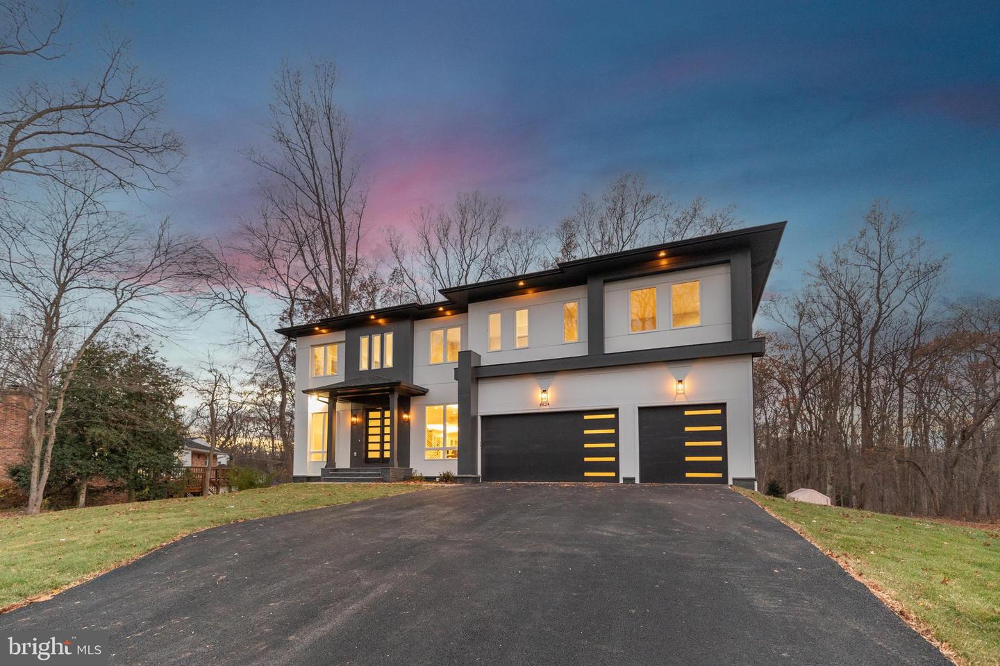 4824 VILLAGE DR, FAIRFAX, Virginia 22030, 6 Bedrooms Bedrooms, ,6 BathroomsBathrooms,Residential,For sale,4824 VILLAGE DR,VAFX2265602 MLS # VAFX2265602