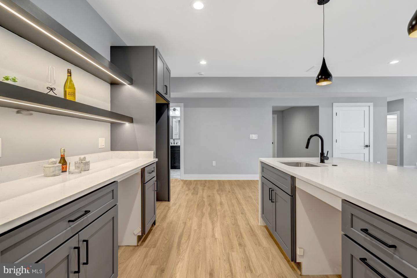 4824 VILLAGE DR, FAIRFAX, Virginia 22030, 6 Bedrooms Bedrooms, ,6 BathroomsBathrooms,Residential,For sale,4824 VILLAGE DR,VAFX2265602 MLS # VAFX2265602