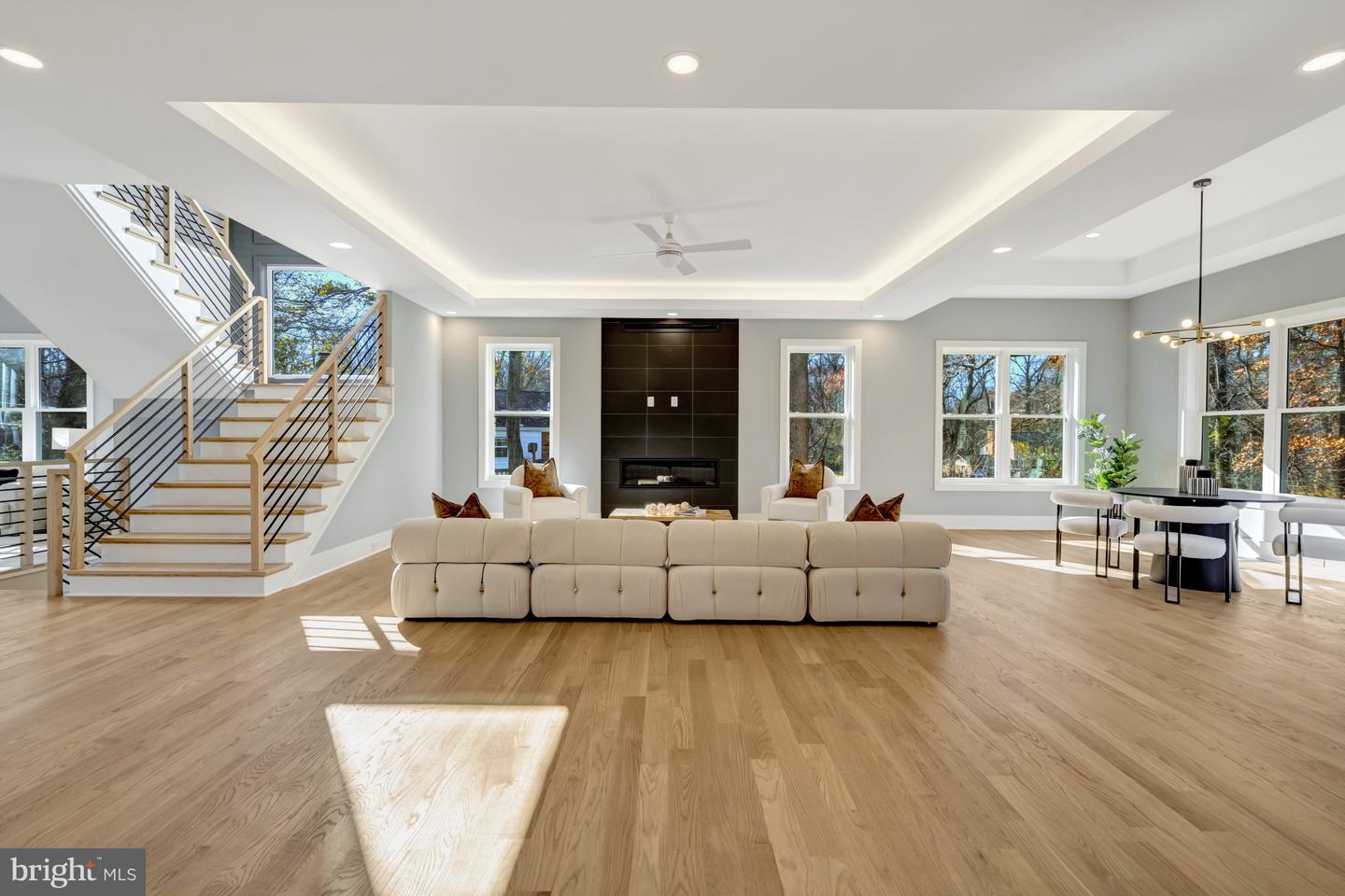 4824 VILLAGE DR, FAIRFAX, Virginia 22030, 6 Bedrooms Bedrooms, ,6 BathroomsBathrooms,Residential,For sale,4824 VILLAGE DR,VAFX2265602 MLS # VAFX2265602