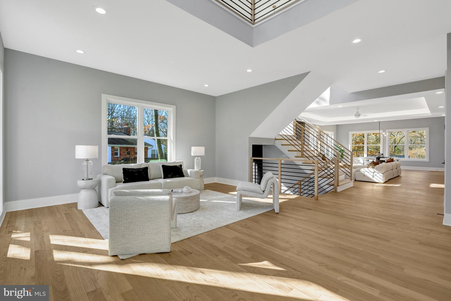 4824 VILLAGE DR, FAIRFAX, Virginia 22030, 6 Bedrooms Bedrooms, ,6 BathroomsBathrooms,Residential,For sale,4824 VILLAGE DR,VAFX2265602 MLS # VAFX2265602