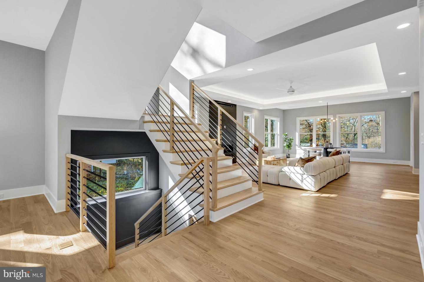 4824 VILLAGE DR, FAIRFAX, Virginia 22030, 6 Bedrooms Bedrooms, ,6 BathroomsBathrooms,Residential,For sale,4824 VILLAGE DR,VAFX2265602 MLS # VAFX2265602