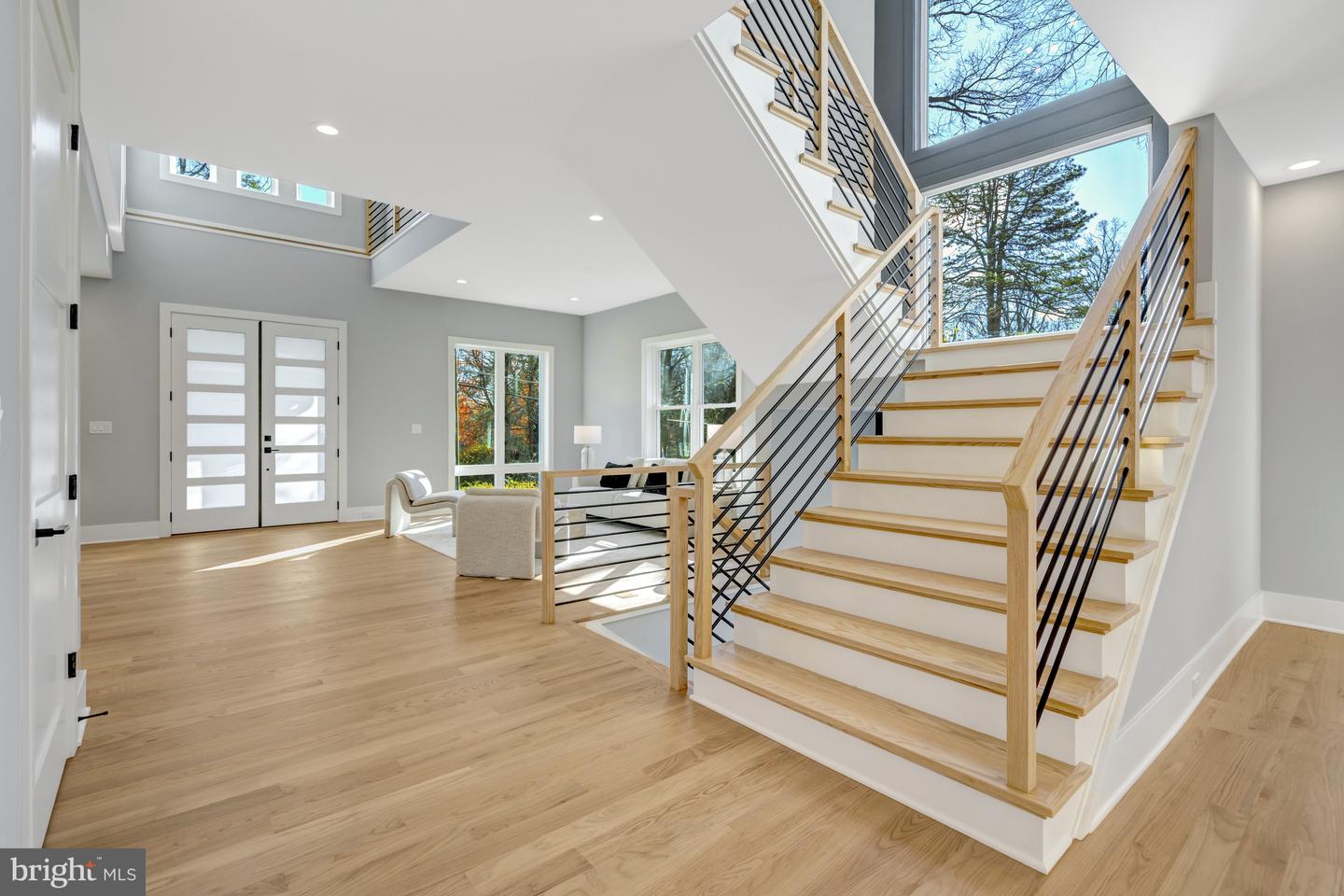 4824 VILLAGE DR, FAIRFAX, Virginia 22030, 6 Bedrooms Bedrooms, ,6 BathroomsBathrooms,Residential,For sale,4824 VILLAGE DR,VAFX2265602 MLS # VAFX2265602