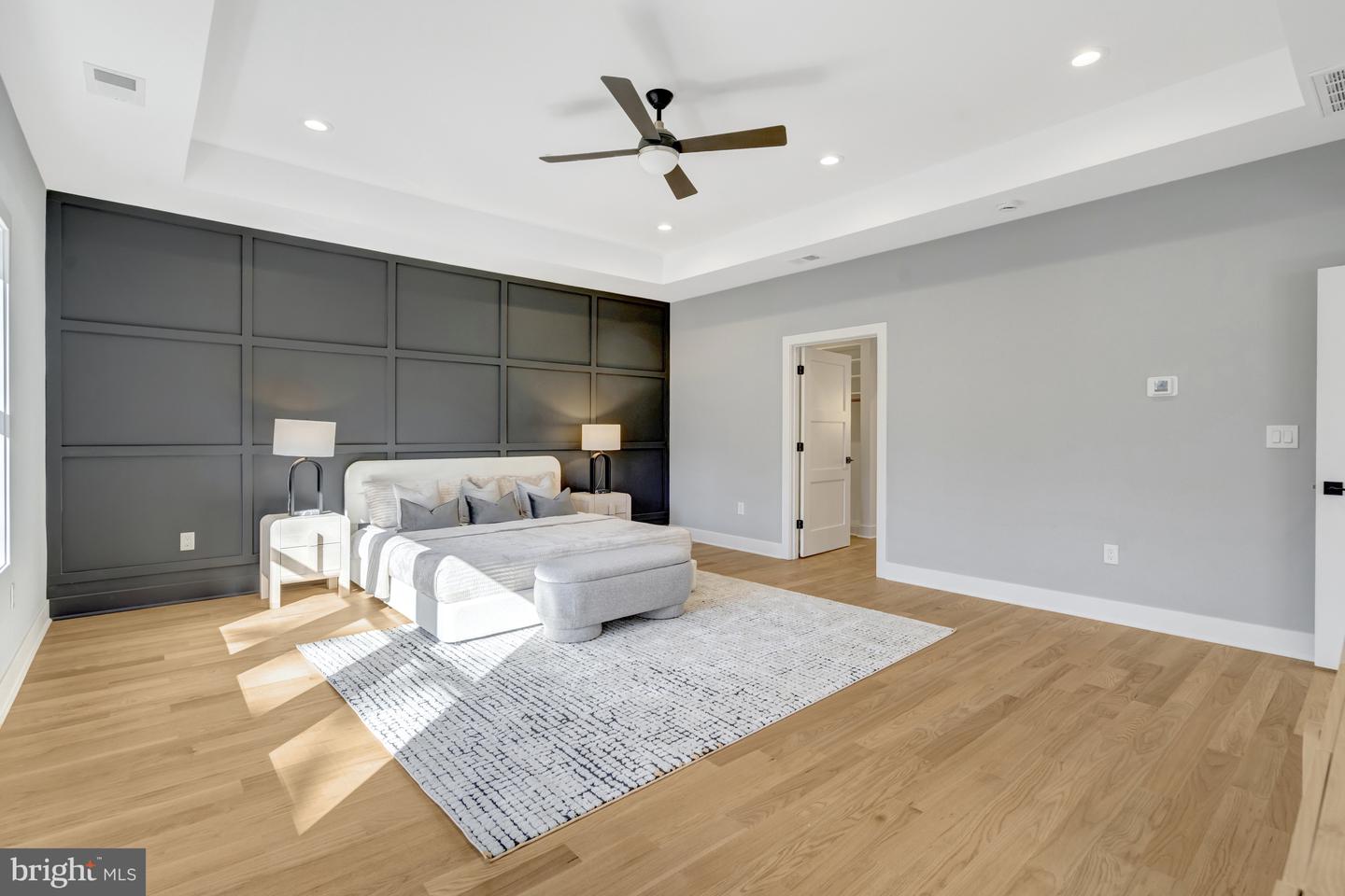 4824 VILLAGE DR, FAIRFAX, Virginia 22030, 6 Bedrooms Bedrooms, ,6 BathroomsBathrooms,Residential,For sale,4824 VILLAGE DR,VAFX2265602 MLS # VAFX2265602