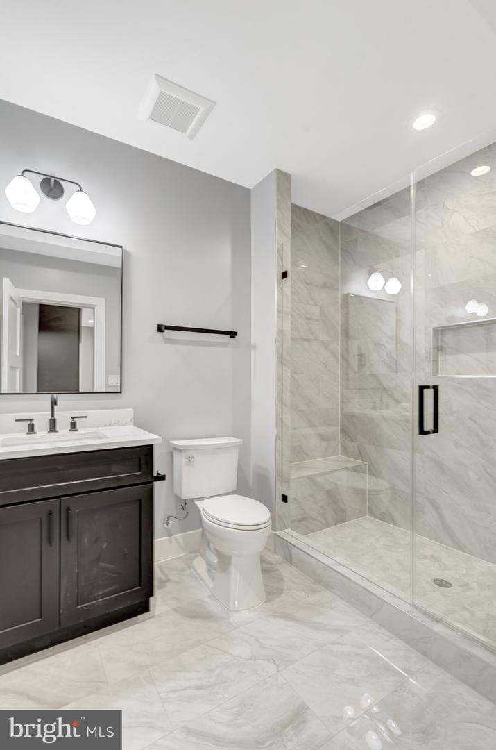 4824 VILLAGE DR, FAIRFAX, Virginia 22030, 6 Bedrooms Bedrooms, ,6 BathroomsBathrooms,Residential,For sale,4824 VILLAGE DR,VAFX2265602 MLS # VAFX2265602