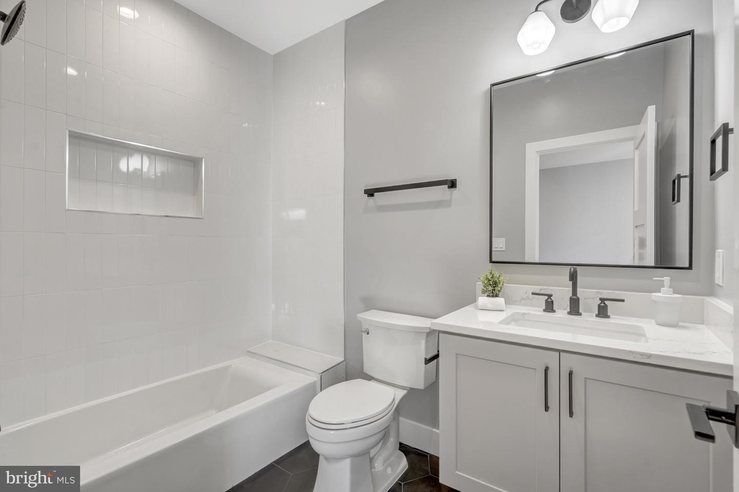 4824 VILLAGE DR, FAIRFAX, Virginia 22030, 6 Bedrooms Bedrooms, ,6 BathroomsBathrooms,Residential,For sale,4824 VILLAGE DR,VAFX2265602 MLS # VAFX2265602