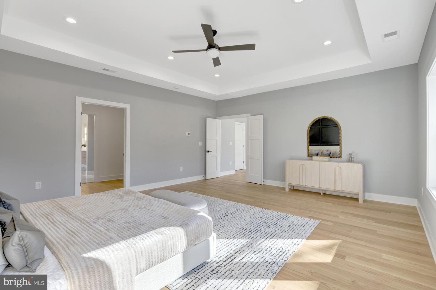 4824 VILLAGE DR, FAIRFAX, Virginia 22030, 6 Bedrooms Bedrooms, ,6 BathroomsBathrooms,Residential,For sale,4824 VILLAGE DR,VAFX2265602 MLS # VAFX2265602