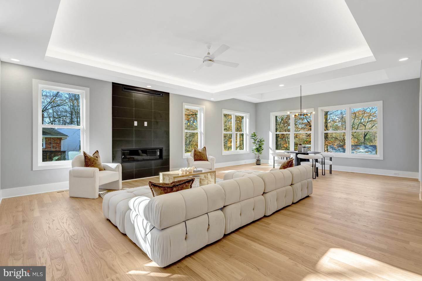 4824 VILLAGE DR, FAIRFAX, Virginia 22030, 6 Bedrooms Bedrooms, ,6 BathroomsBathrooms,Residential,For sale,4824 VILLAGE DR,VAFX2265602 MLS # VAFX2265602