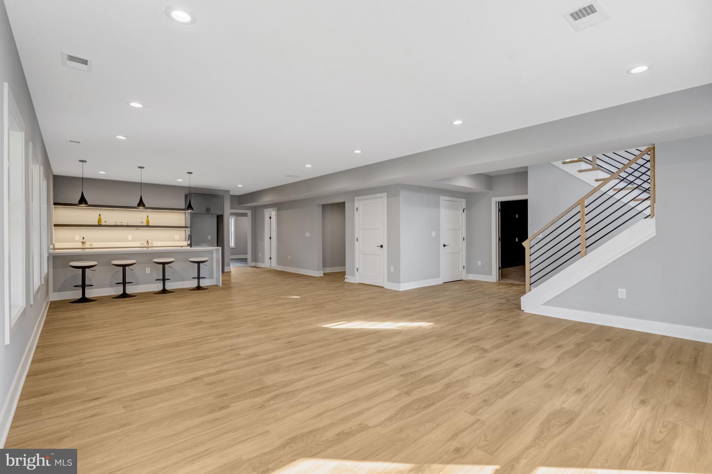 4824 VILLAGE DR, FAIRFAX, Virginia 22030, 6 Bedrooms Bedrooms, ,6 BathroomsBathrooms,Residential,For sale,4824 VILLAGE DR,VAFX2265602 MLS # VAFX2265602