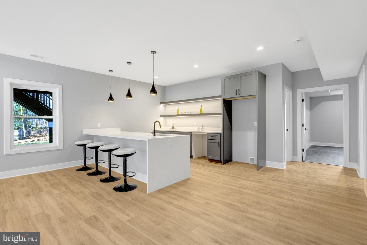 4824 VILLAGE DR, FAIRFAX, Virginia 22030, 6 Bedrooms Bedrooms, ,6 BathroomsBathrooms,Residential,For sale,4824 VILLAGE DR,VAFX2265602 MLS # VAFX2265602