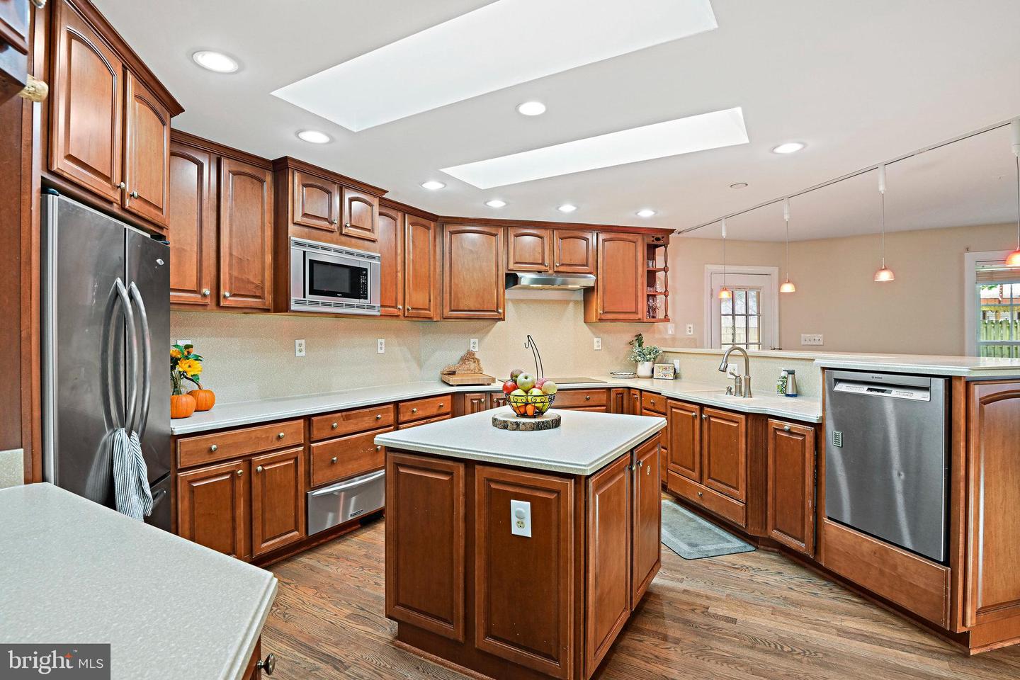 2918 GLENVALE DR, FAIRFAX, Virginia 22031, 6 Bedrooms Bedrooms, ,3 BathroomsBathrooms,Residential,For sale,2918 GLENVALE DR,VAFX2269362 MLS # VAFX2269362 2918 GLENVALE DR, FAIRFAX, Virginia 22031, 6 Bedrooms Bedrooms, ,3 BathroomsBathrooms,Residential,For sale,2918 GLENVALE DR,VAFX2269362 MLS # VAFX2269362