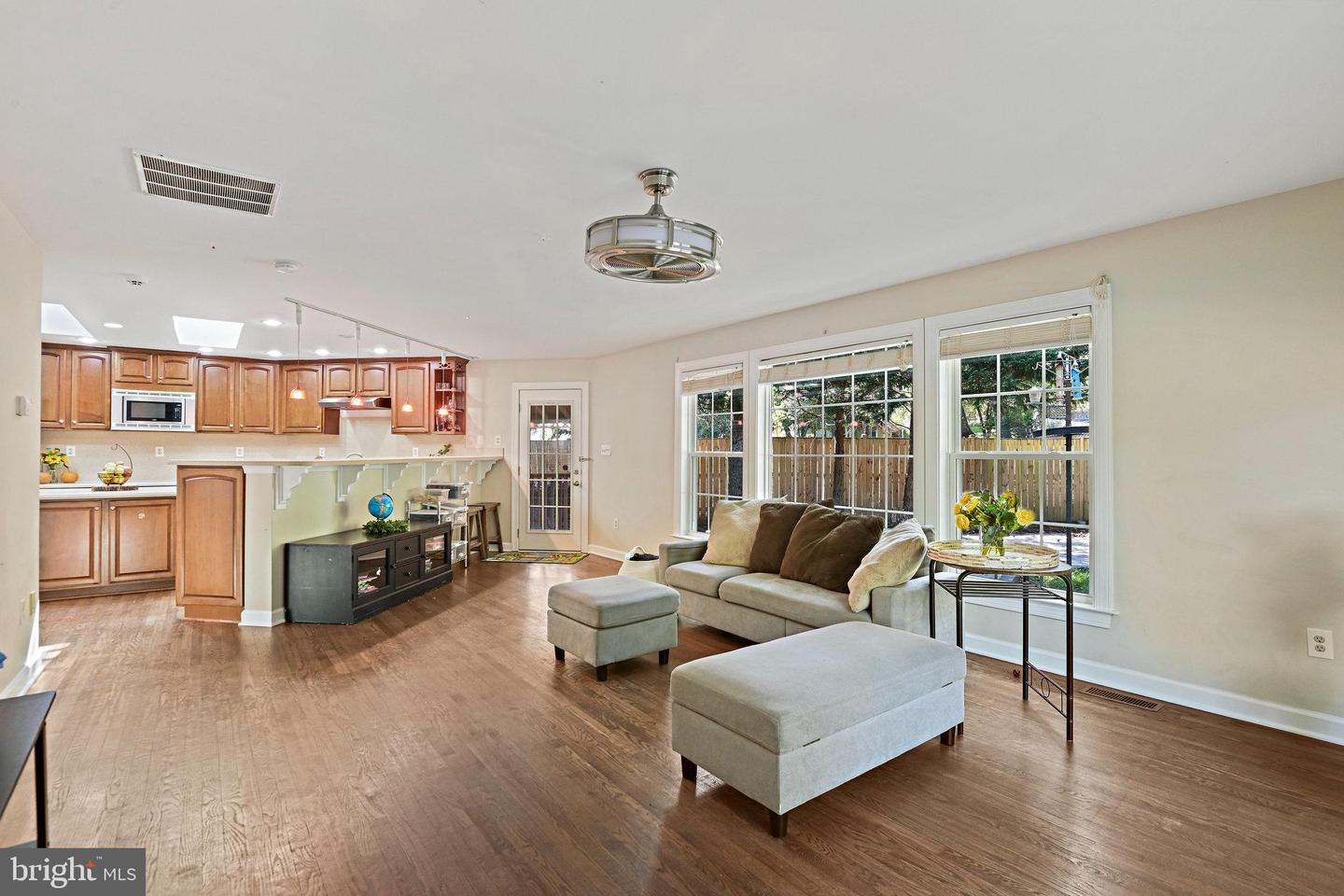 2918 GLENVALE DR, FAIRFAX, Virginia 22031, 6 Bedrooms Bedrooms, ,3 BathroomsBathrooms,Residential,For sale,2918 GLENVALE DR,VAFX2269362 MLS # VAFX2269362 2918 GLENVALE DR, FAIRFAX, Virginia 22031, 6 Bedrooms Bedrooms, ,3 BathroomsBathrooms,Residential,For sale,2918 GLENVALE DR,VAFX2269362 MLS # VAFX2269362