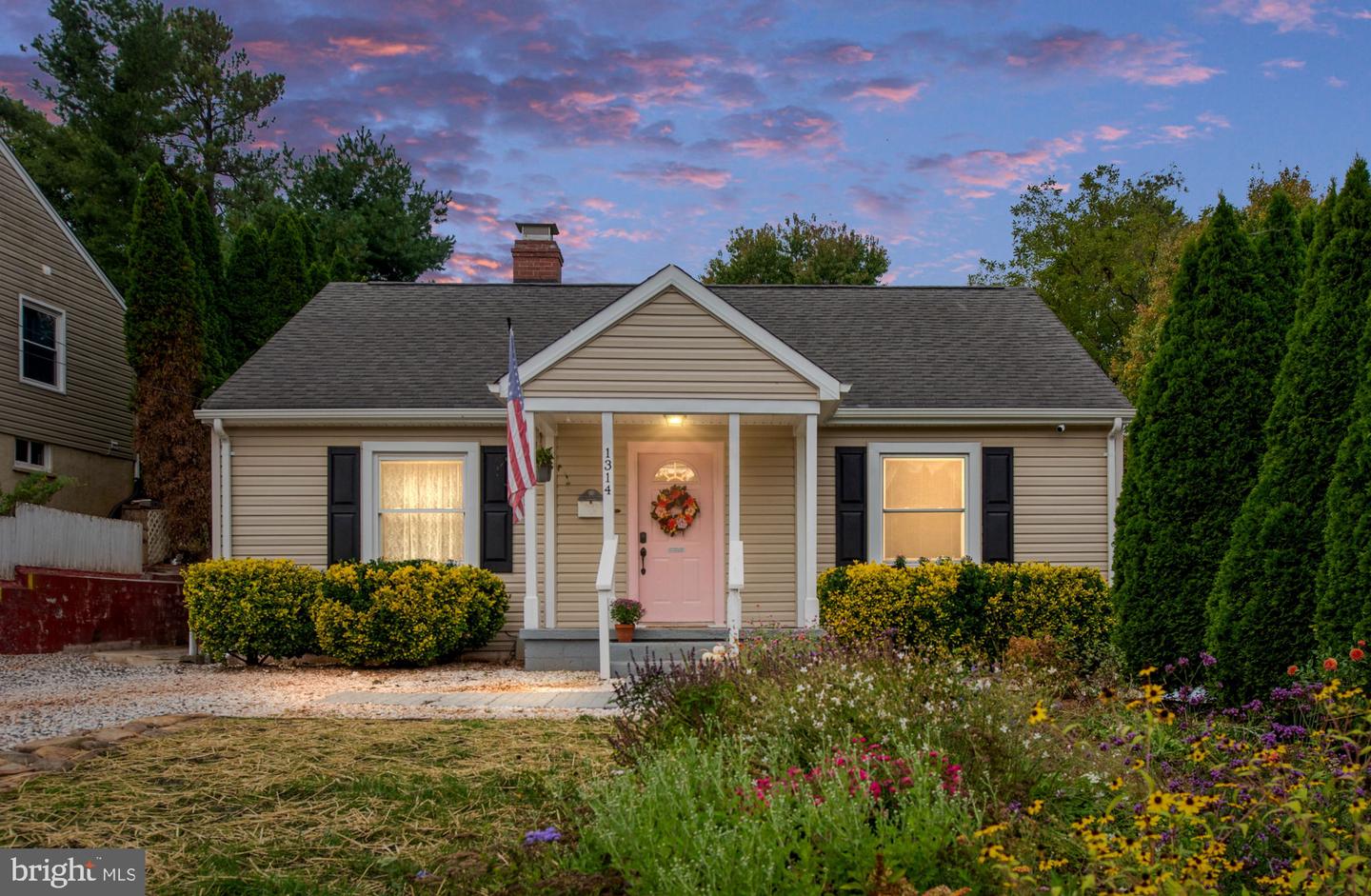 1314 S WEST ST, CULPEPER, Virginia 22701, 2 Bedrooms Bedrooms, ,1 BathroomBathrooms,Residential,For sale,1314 S WEST ST,VACU2011694 MLS # VACU2011694