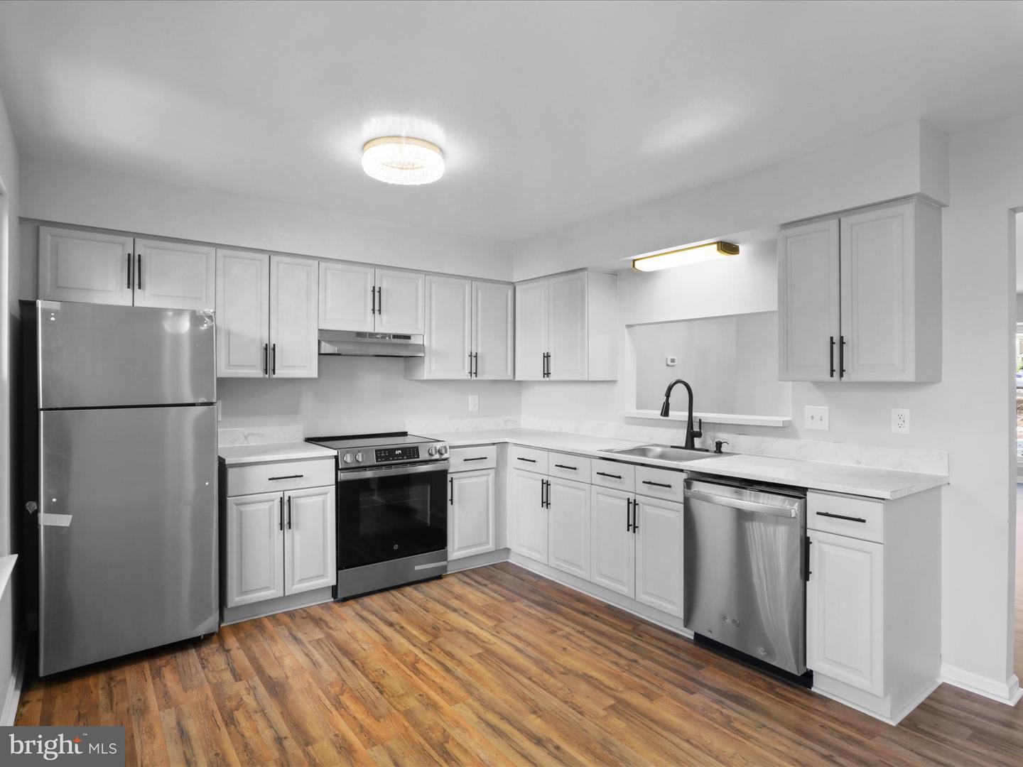 10875 STONE HILL LN, MANASSAS, Virginia 20109, 4 Bedrooms Bedrooms, ,3 BathroomsBathrooms,Residential,For sale,10875 STONE HILL LN,VAPW2105994 MLS # VAPW2105994