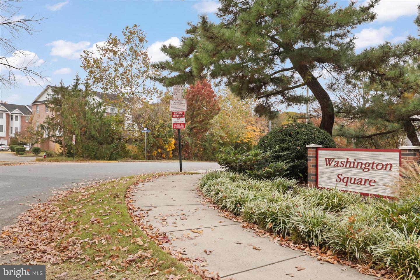 8927 WAITES WAY, LORTON, Virginia 22079, 3 Bedrooms Bedrooms, ,2 BathroomsBathrooms,Residential,For sale,8927 WAITES WAY,VAFX2277278 MLS # VAFX2277278