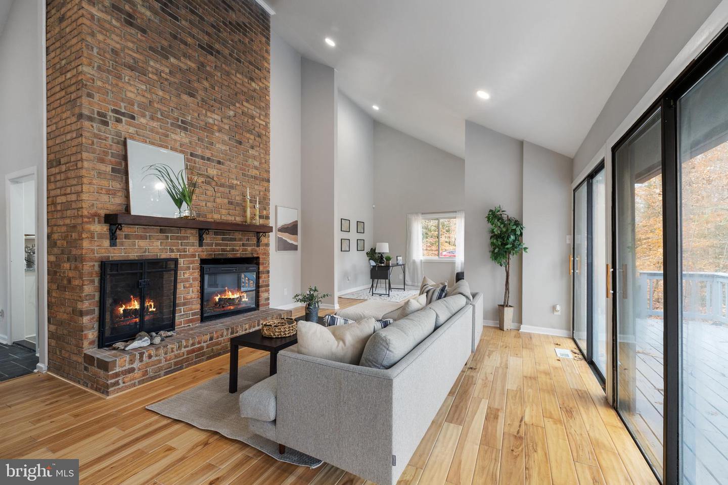 1 BRANDON CIR, WILLIAMSBURG, Virginia 23185, 5 Bedrooms Bedrooms, ,3 BathroomsBathrooms,Residential,For sale,1 BRANDON CIR,VAJC2000570 MLS # VAJC2000570