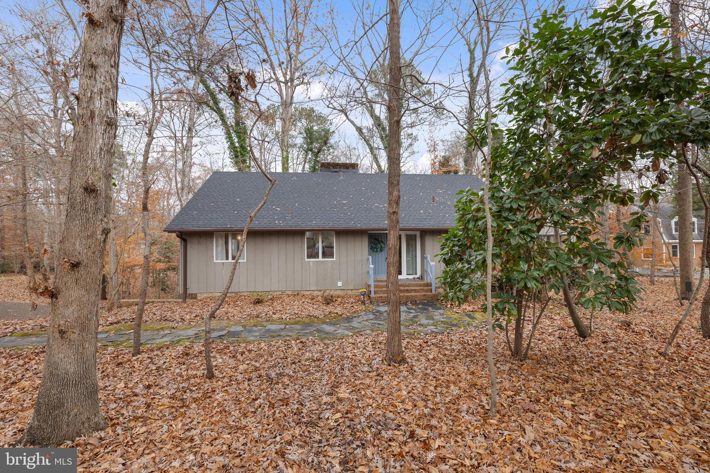 1 BRANDON CIR, WILLIAMSBURG, Virginia 23185, 5 Bedrooms Bedrooms, ,3 BathroomsBathrooms,Residential,For sale,1 BRANDON CIR,VAJC2000570 MLS # VAJC2000570
