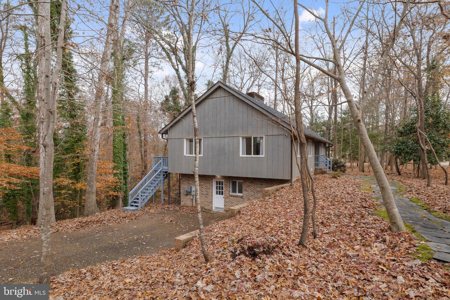 1 BRANDON CIR, WILLIAMSBURG, Virginia 23185, 5 Bedrooms Bedrooms, ,3 BathroomsBathrooms,Residential,For sale,1 BRANDON CIR,VAJC2000570 MLS # VAJC2000570