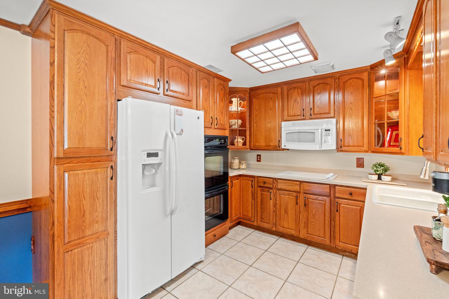 2605 WOODLAWN LN, ALEXANDRIA, Virginia 22306, 3 Bedrooms Bedrooms, ,4 BathroomsBathrooms,Residential,For sale,2605 WOODLAWN LN,VAFX2278124 MLS # VAFX2278124