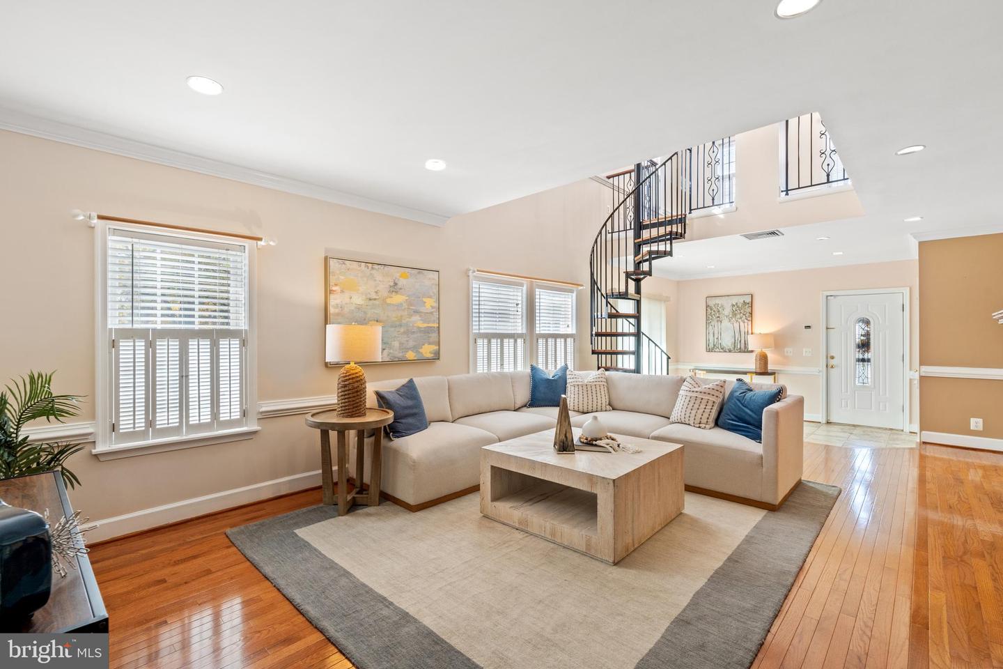 2605 WOODLAWN LN, ALEXANDRIA, Virginia 22306, 3 Bedrooms Bedrooms, ,4 BathroomsBathrooms,Residential,For sale,2605 WOODLAWN LN,VAFX2278124 MLS # VAFX2278124