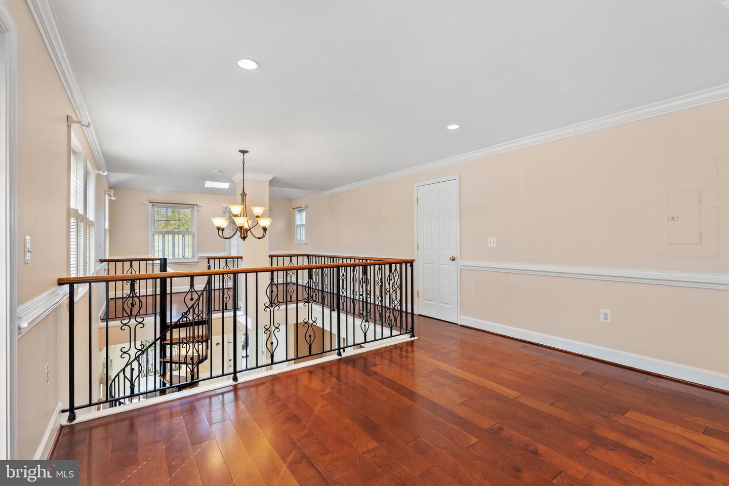 2605 WOODLAWN LN, ALEXANDRIA, Virginia 22306, 3 Bedrooms Bedrooms, ,4 BathroomsBathrooms,Residential,For sale,2605 WOODLAWN LN,VAFX2278124 MLS # VAFX2278124